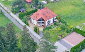 Noclegi Solina Sunrise, Terka
